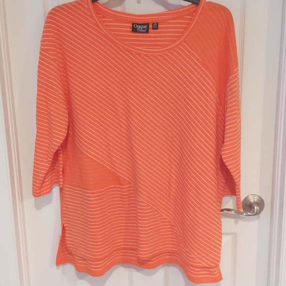 Onque Casuals Tops - Onque Casual Top 2X